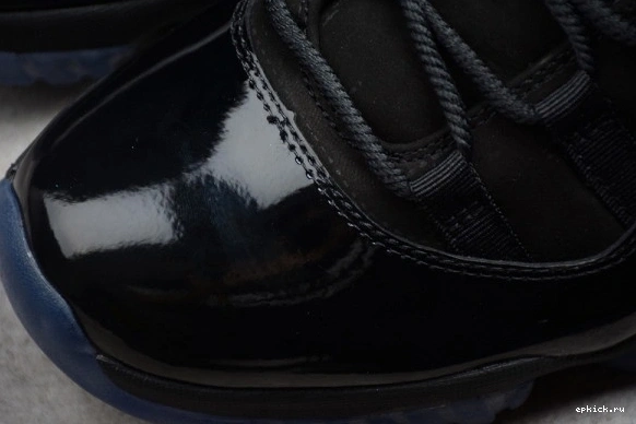 Rep EP Retro Cap Gown Jordan 11  378037-005 378037-005 and 0119